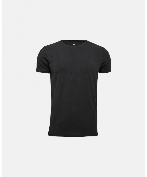 Se JBS Of Denmark T-shirt i økologisk bomuld i sort til herre hos Sokkeposten.dk