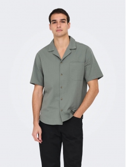 ONLY & SONS T-shirt skjorte i Castor Grey til herre