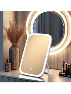 THE SQUARE | Firkantet Spejl Med Lys