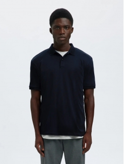 Selected strikket kortærmet polo, i Sky Captain til herre.