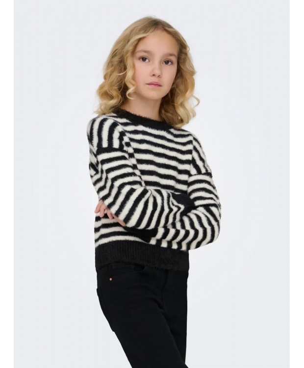 KIDS ONLY bluse i sort med hvide striber til piger
