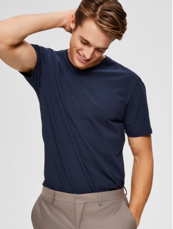 Selected T-shirt med V-hals i Navy Blazer til herre – aktive størrelser: S, L, XL, XXL, XXXL