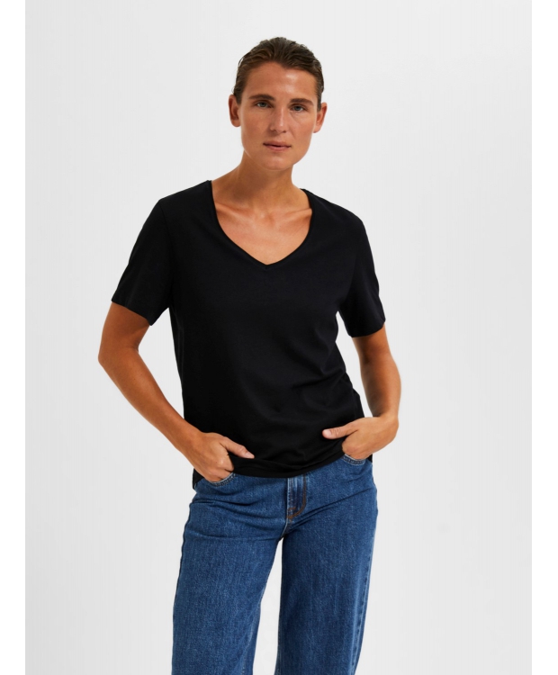 Selected klassisk t-shirt med v-hals i sort til kvinder - OUTLET