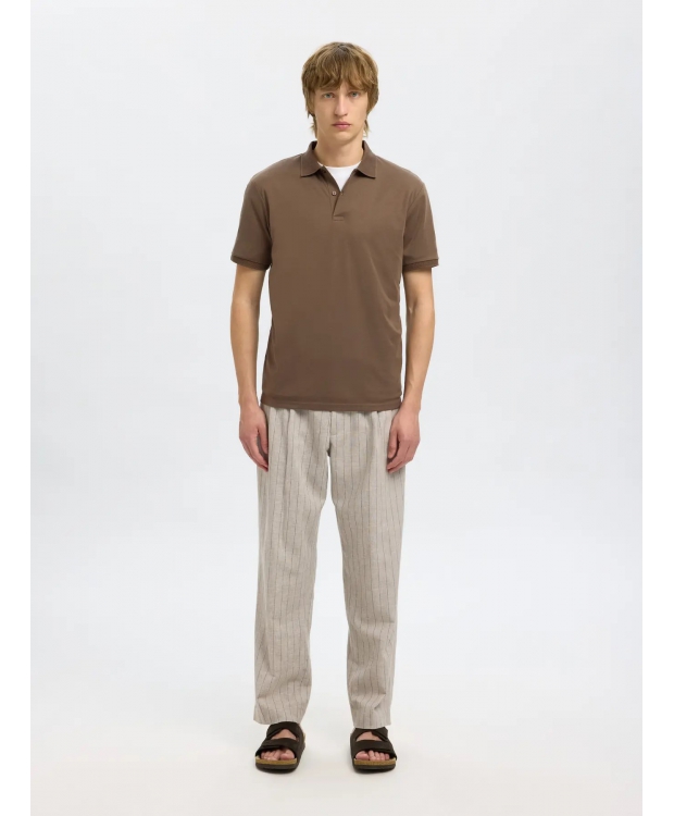 Selected strikket kortærmet polo, i brun til herre. billede 5