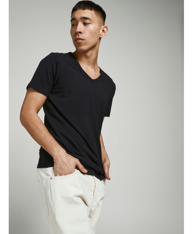 Jack & Jones 2pak sort T-shirt i økologisk bomuld med V-hals til herre