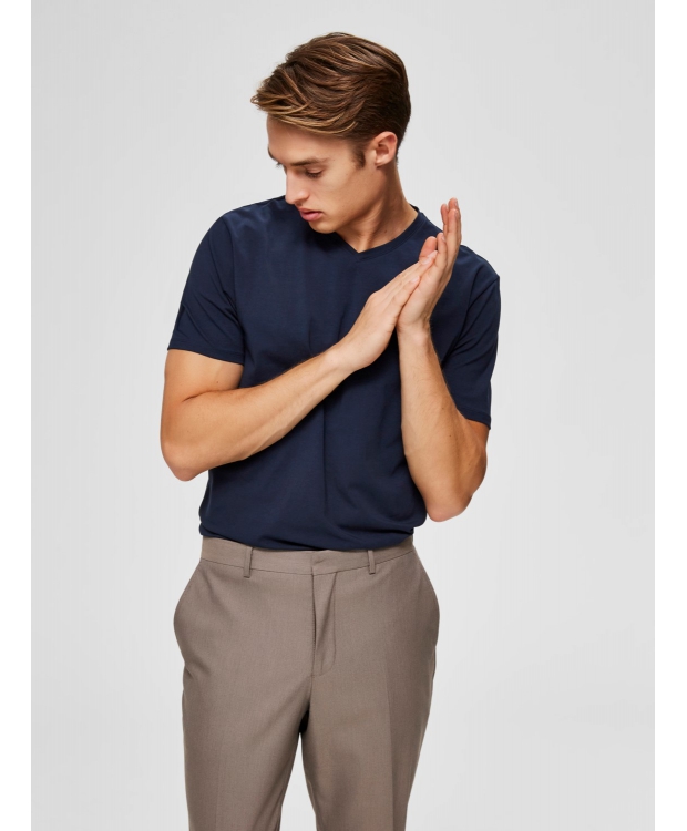 Selected t-shirt med v-hals i navy blazer til herre billede 6