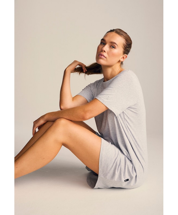 JBS of Denmark FSC-bambus oversized shirt i grå til kvinder billede 5