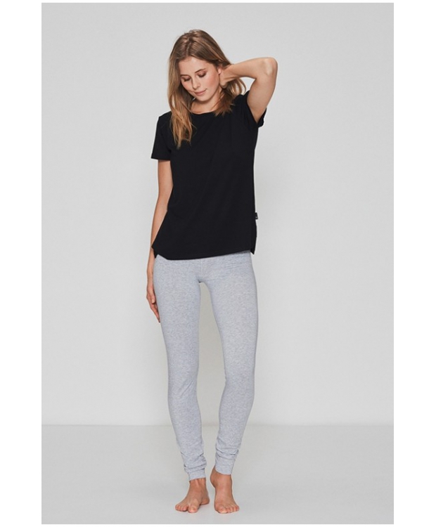 JBS of Denmark bambus t-shirt i sort med rund hals til kvinder